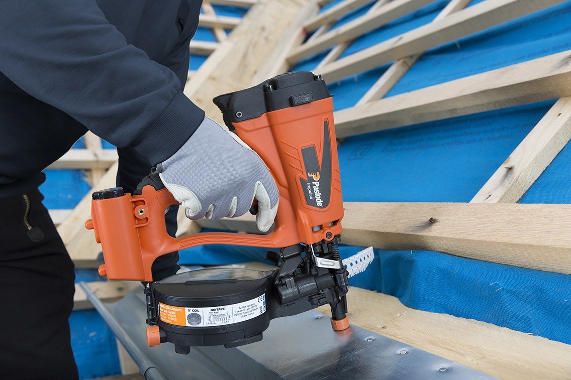 Make light work of metal roof fixing with the Paslode IM45 cordless coil nailer